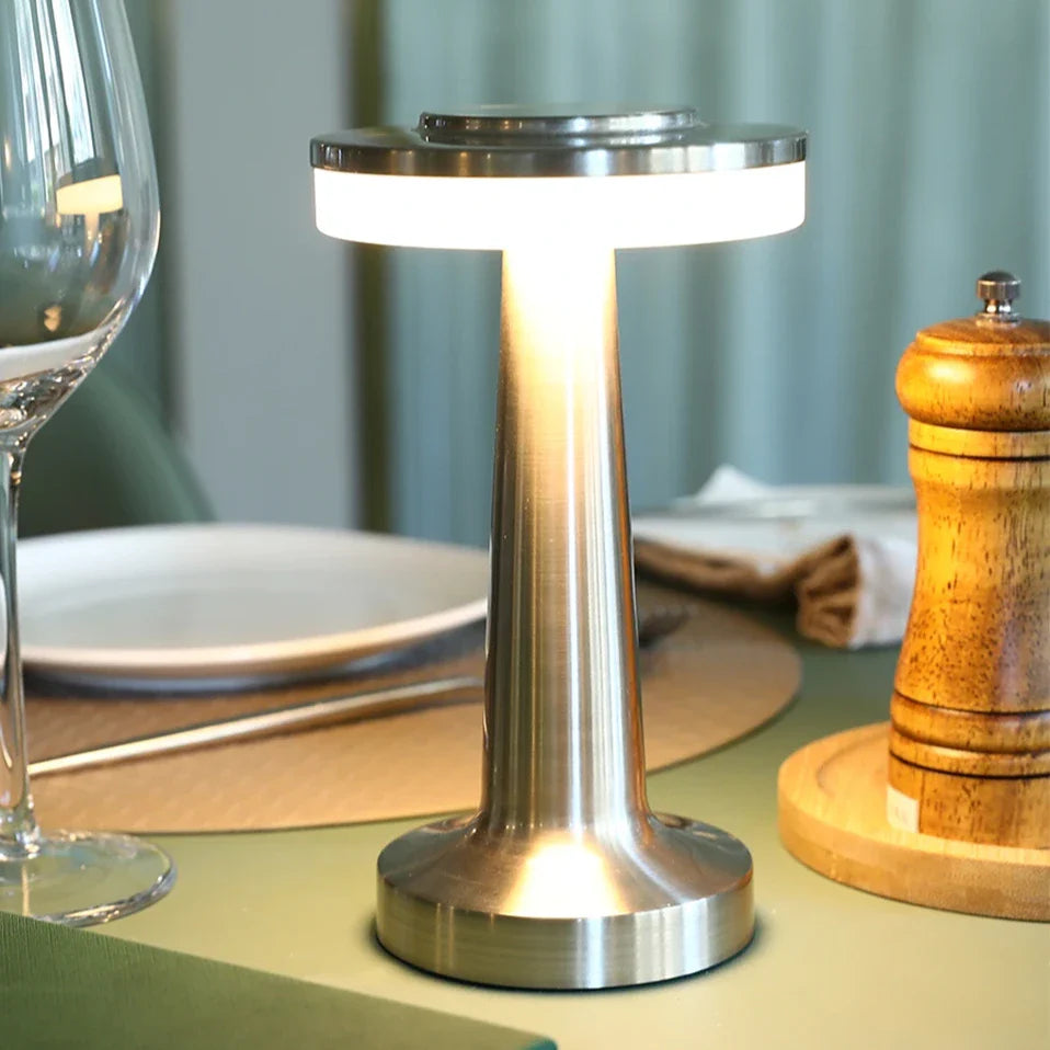 VintageGlow™ – Lampe de Table au Style Rétro