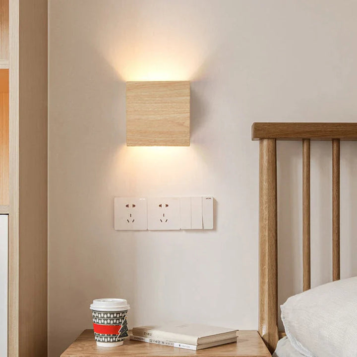 BoisBloc™ – Éclairage Mural Cubique Moderne