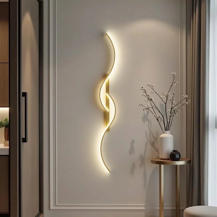 LumiSwerve™ – Applique Murale Ondulée Moderne