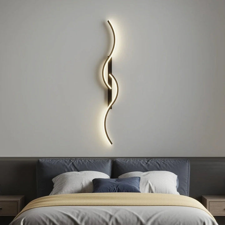 LumiSwerve™ – Applique Murale Ondulée Moderne
